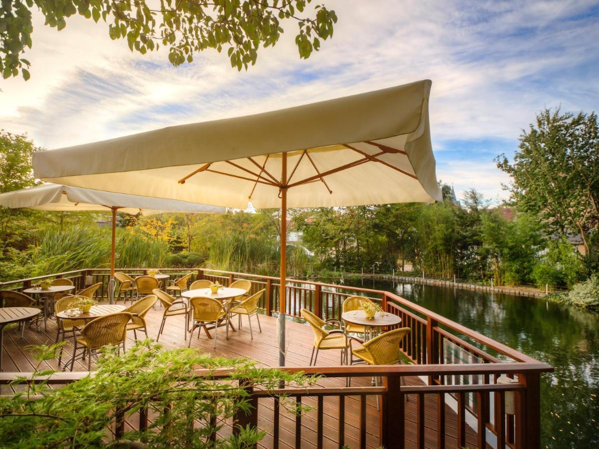 Germania Hotel Am Schlosspark Meyenburg  Экстерьер фото
